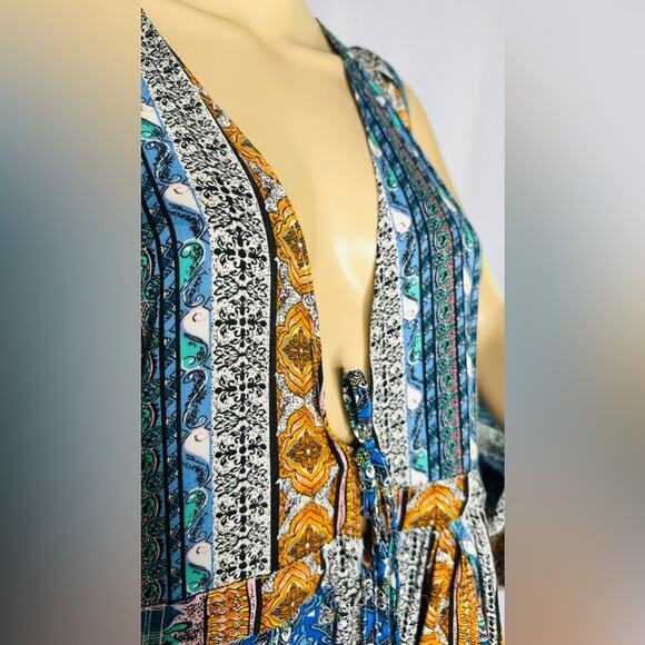 Luxxel Goddess Long Slit Sleeve Dress - Picture 3 of 7